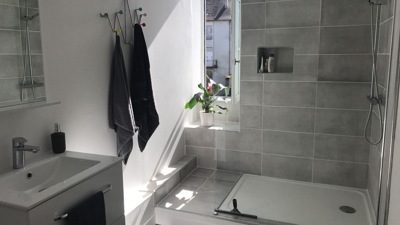 Photo of Bathroom in Saint-Yrieix-la-Perche