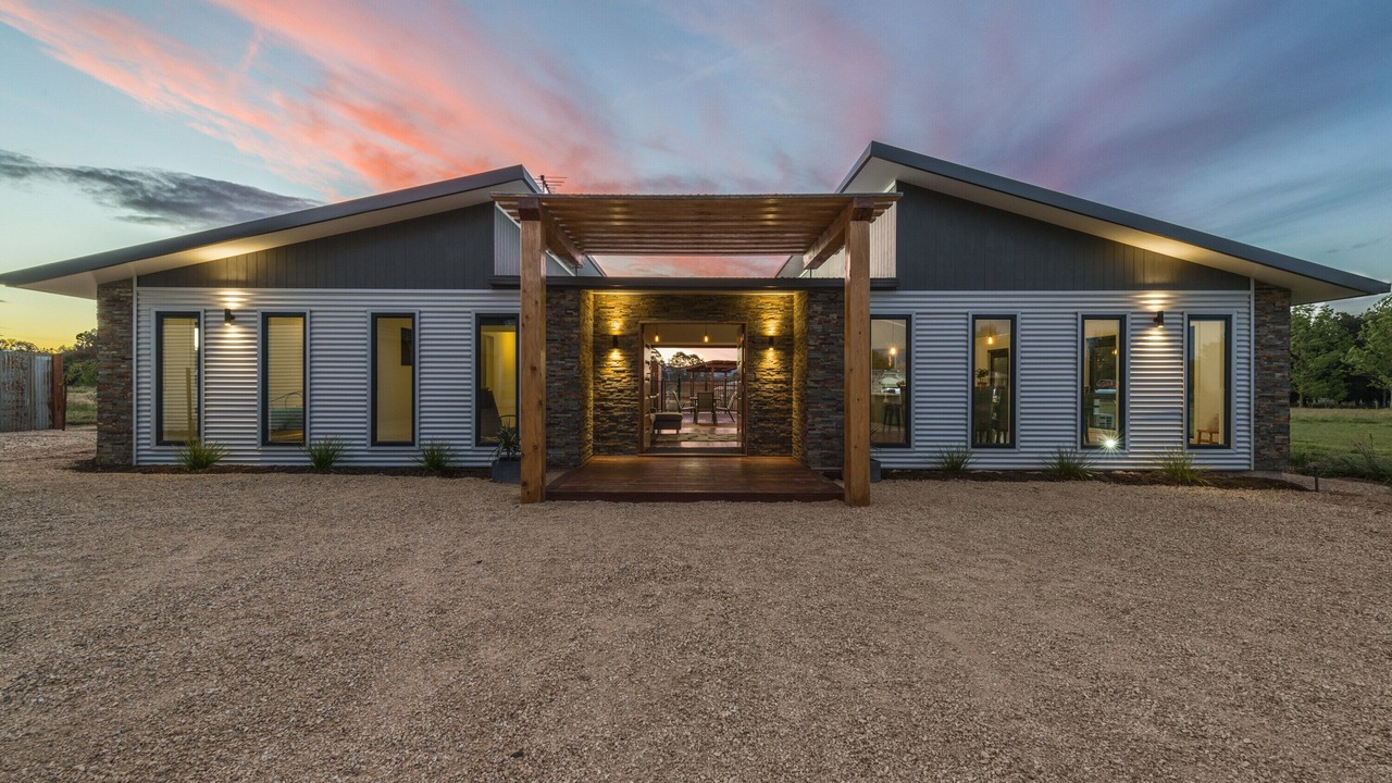 Photo of Others in Mansfield