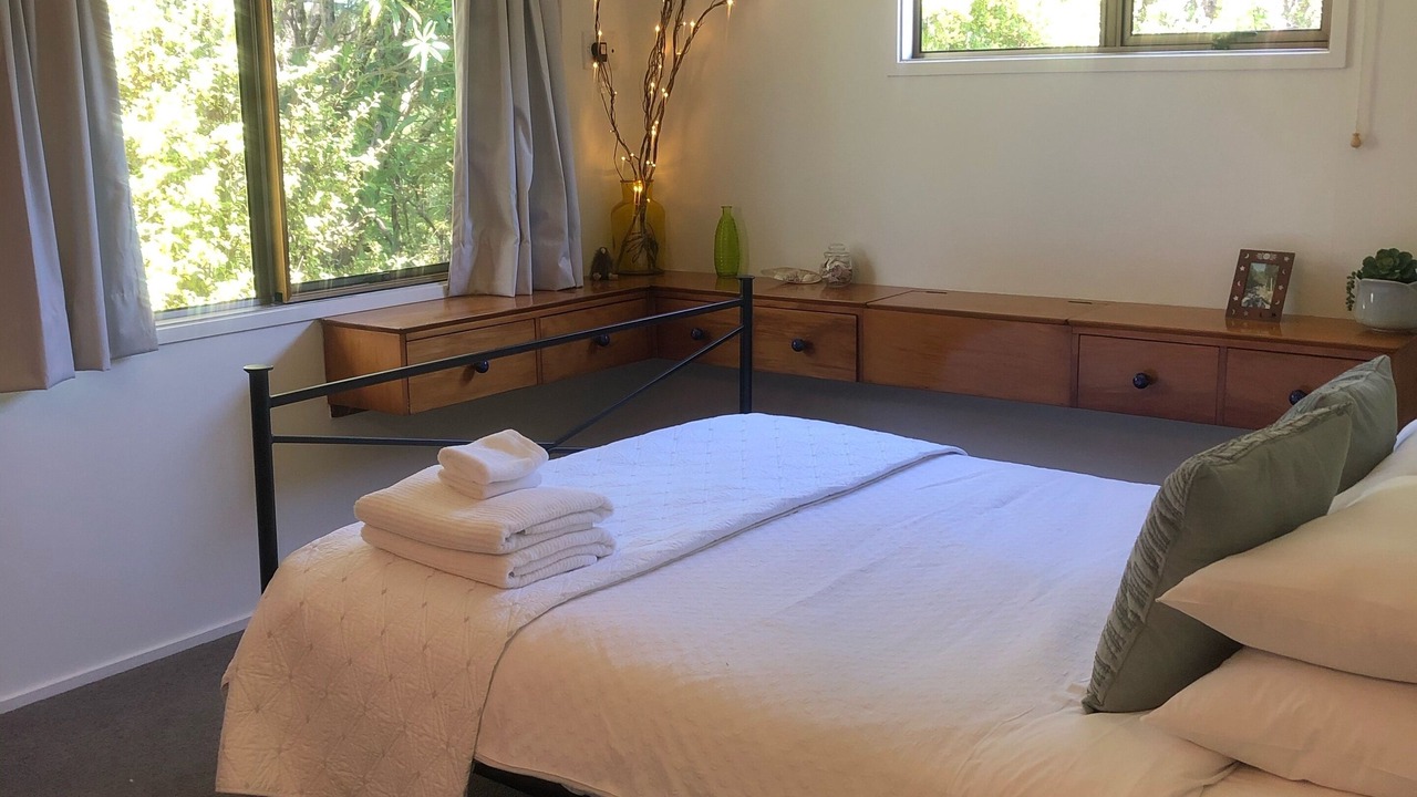 Photo of Others in Russell