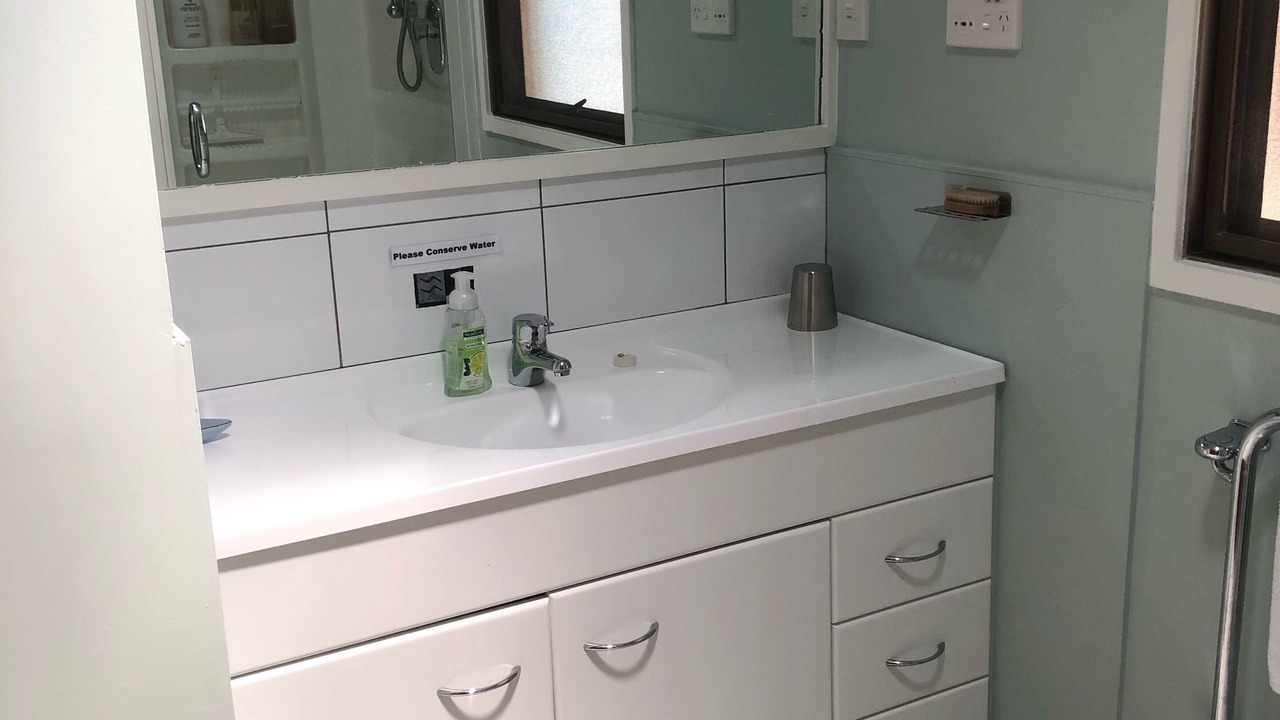 Photo of Bathroom in Russell