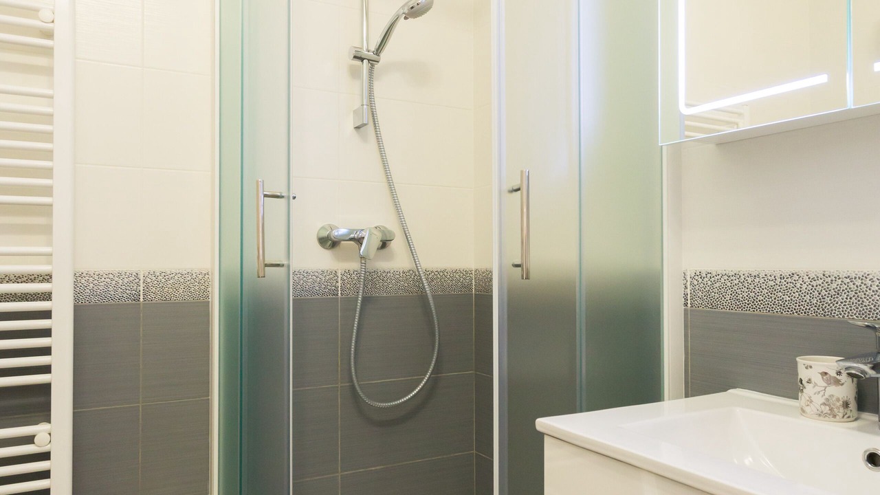 Photo of Bathroom in Popovici