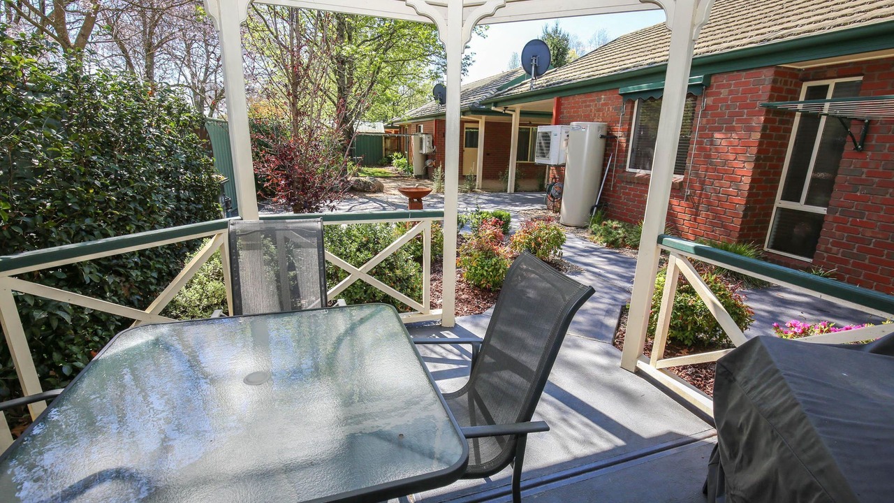 Photo of Outdoor in Bright