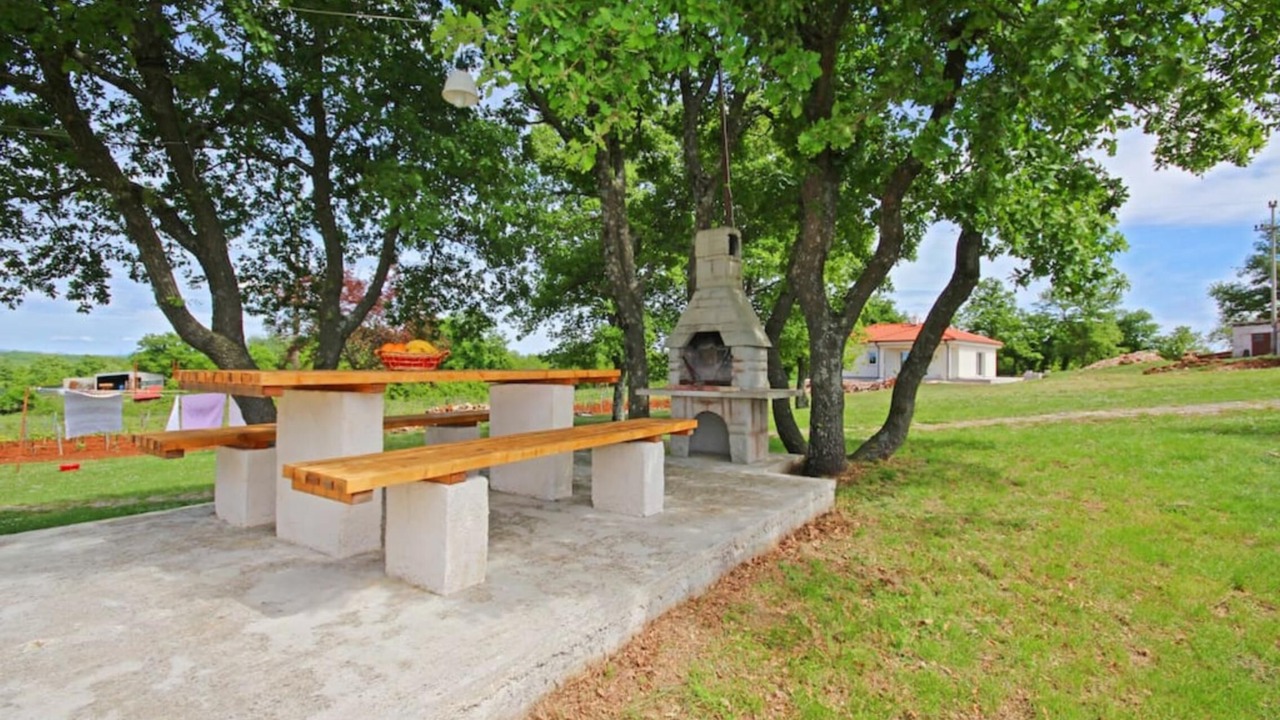 Photo of Outdoor in Sajini