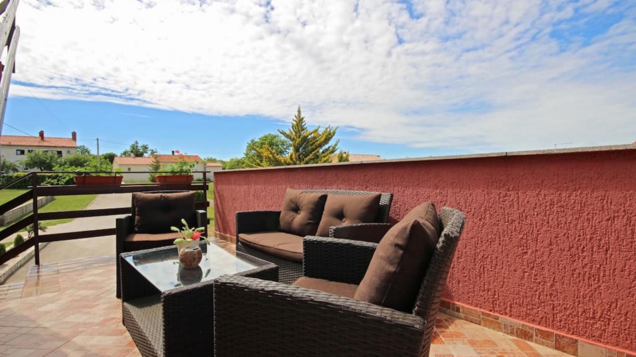 Photo of Patio Balcony in Sajini