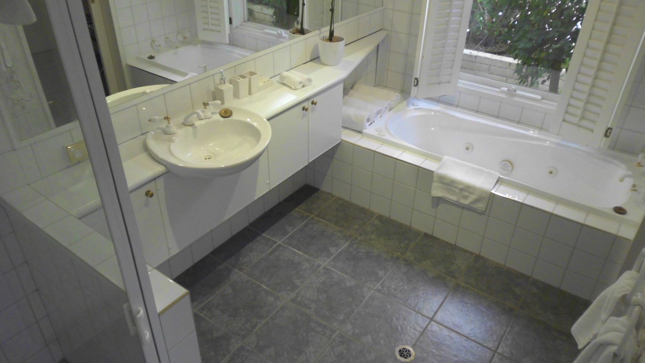 Photo of Bathroom in Mildura