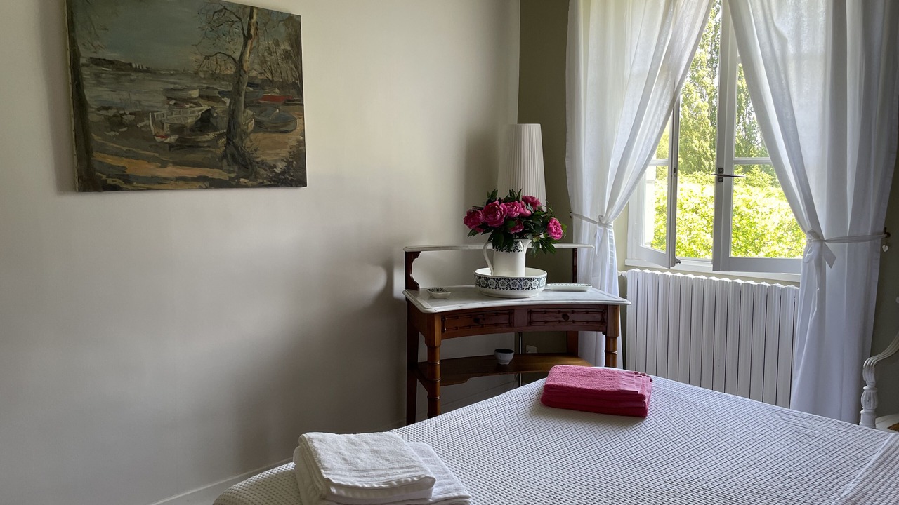 Photo of Bedroom in Longue-Jumelles