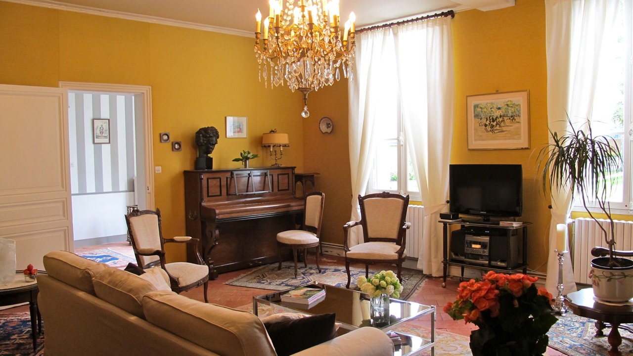Photo of Livingroom in Longue-Jumelles