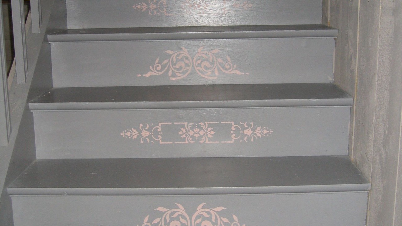 Photo of Others in Martel