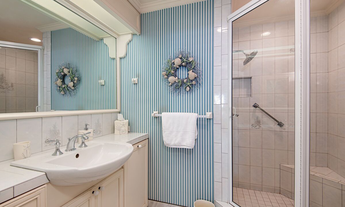 Photo of Bathroom in Sunset Beach