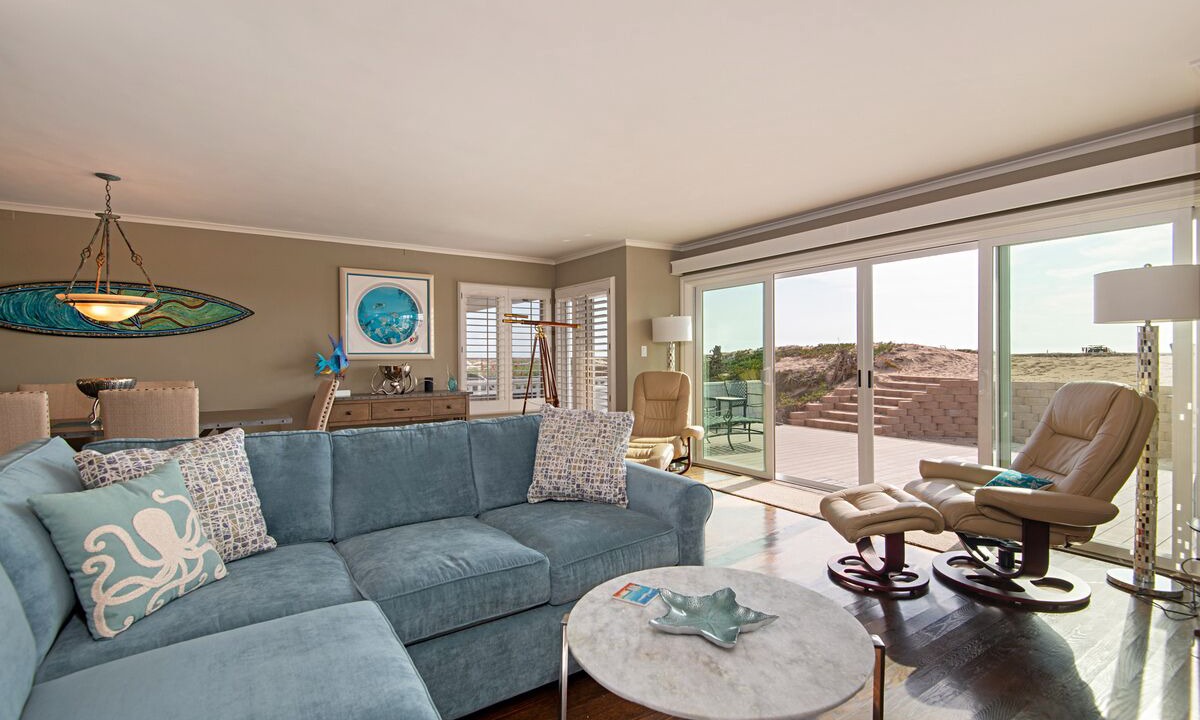 Photo of Livingroom in Sunset Beach