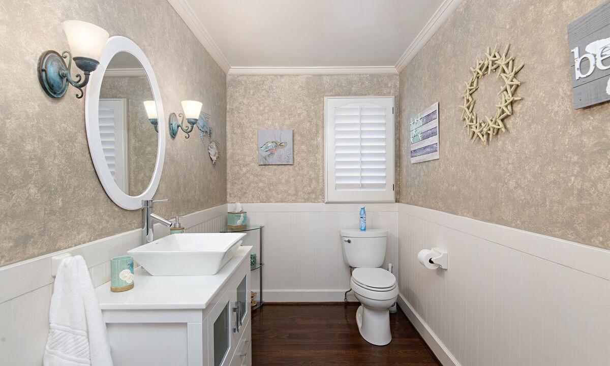 Photo of Bathroom in Sunset Beach