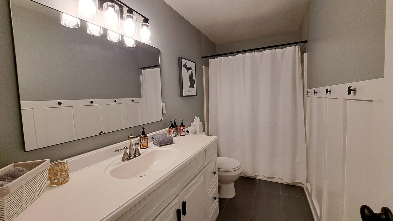 Photo of Bathroom in Union Pier