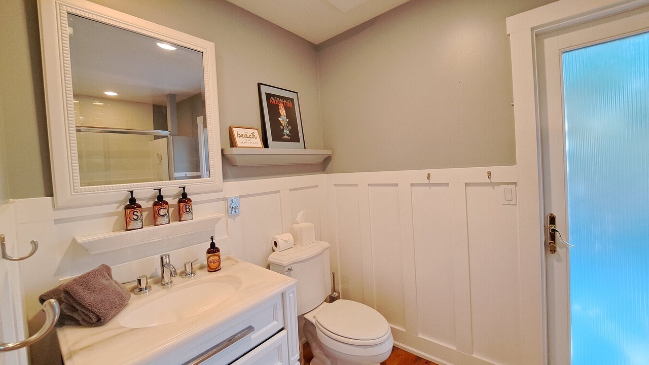 Photo of Bathroom in Union Pier