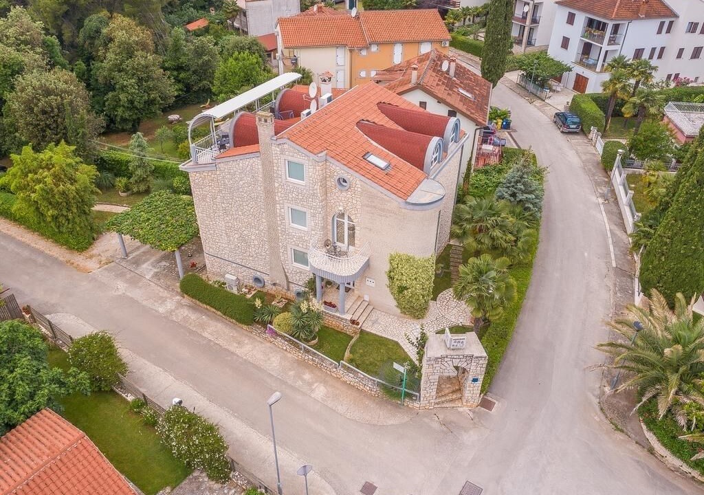 Photo of Outdoor in Borik