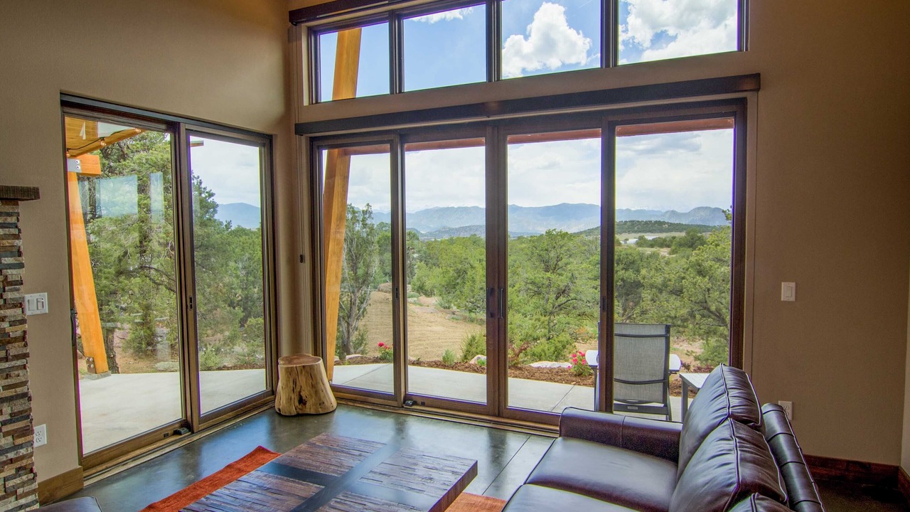 Photo of Livingroom in Canon City