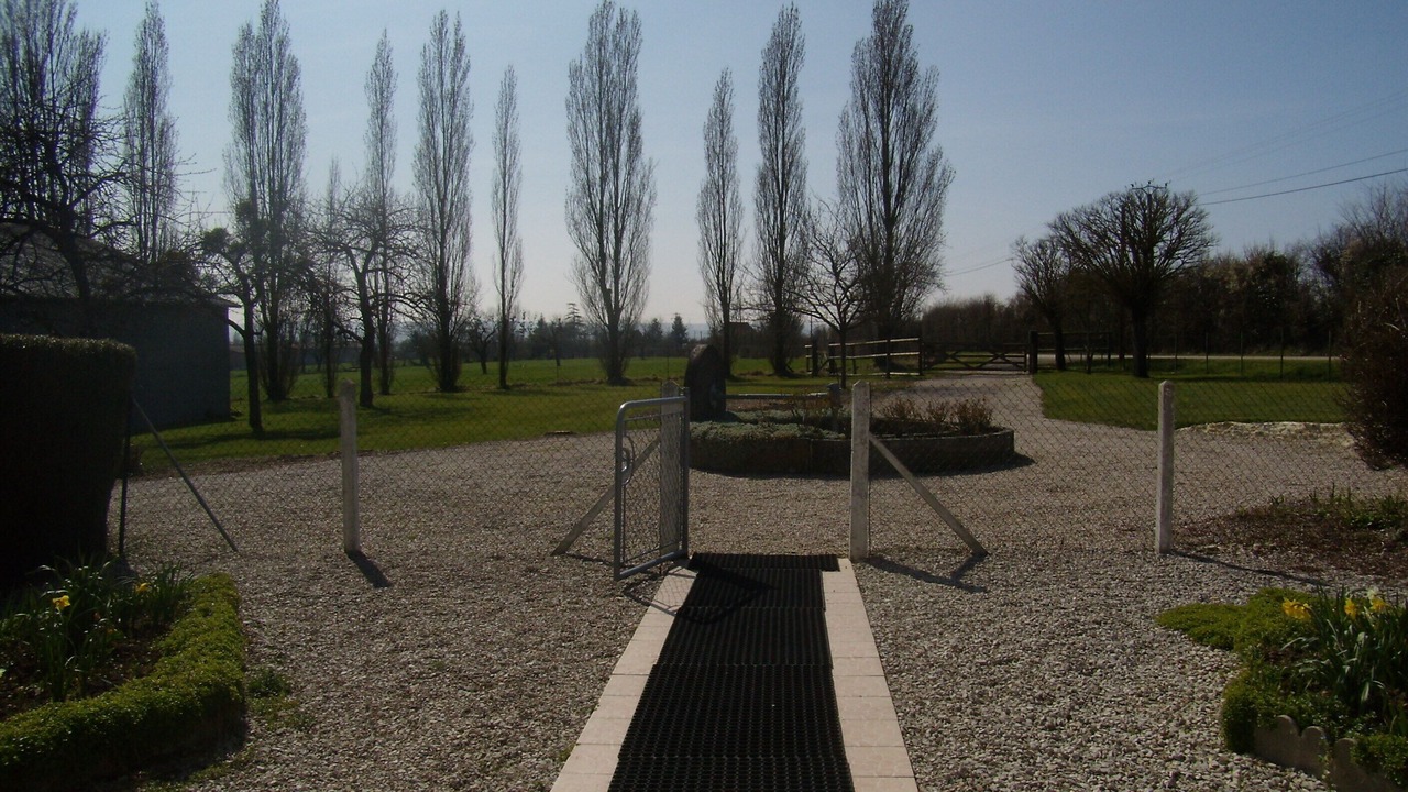 Photo of Outdoor in Montreuil-la-Cambe