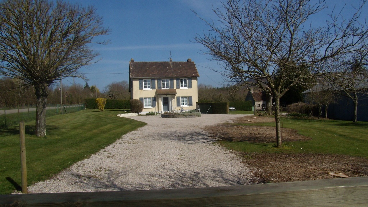 Photo of Outdoor in Montreuil-la-Cambe