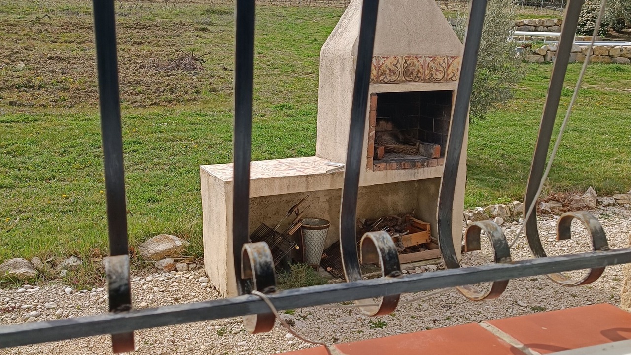 Photo of Outdoor in Methamis