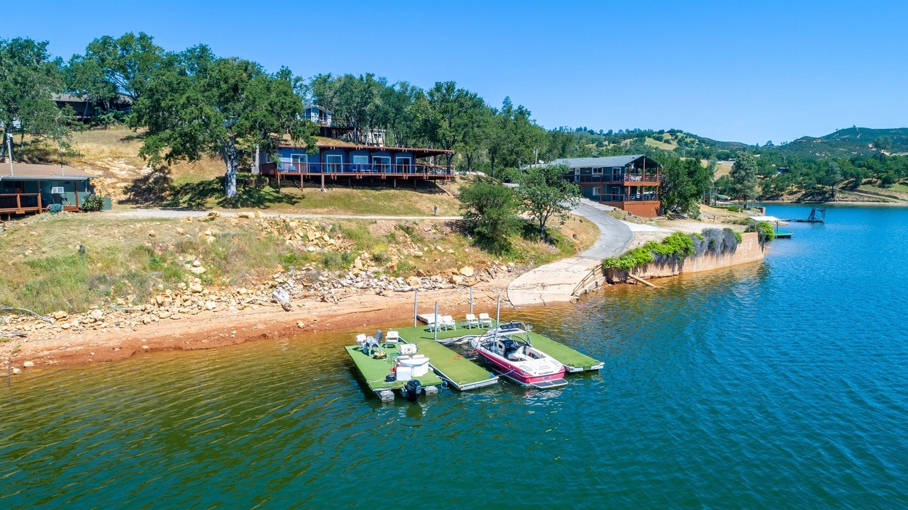 Photo of Outdoor in Bradley