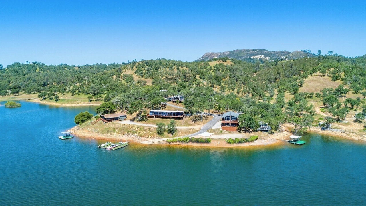 Photo of Outdoor in Bradley