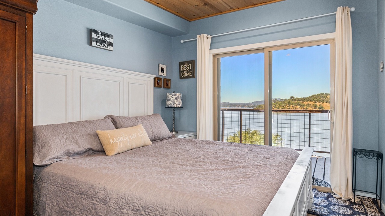 Photo of Others in Bradley