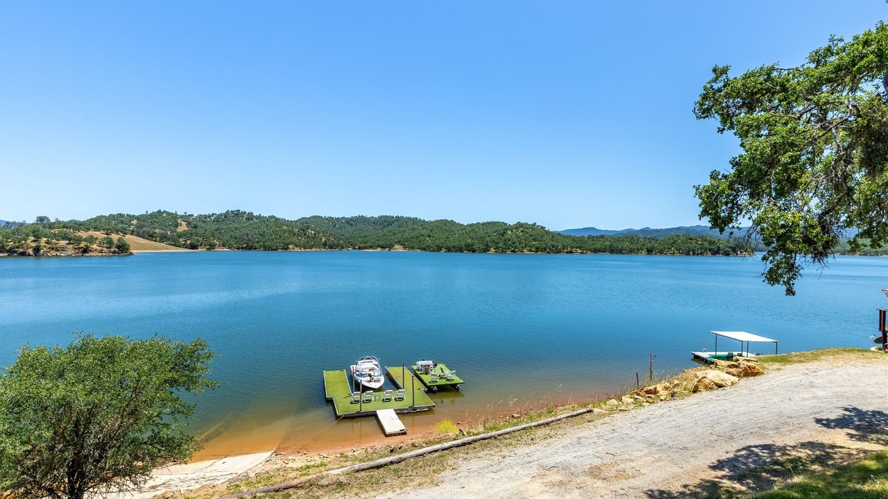 Photo of Outdoor in Bradley