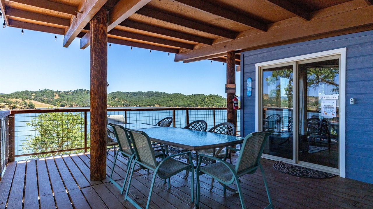 Photo of Outdoor in Bradley