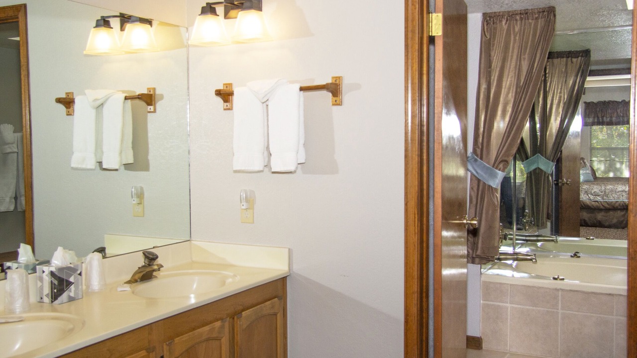 Photo of Bathroom in Pinetop