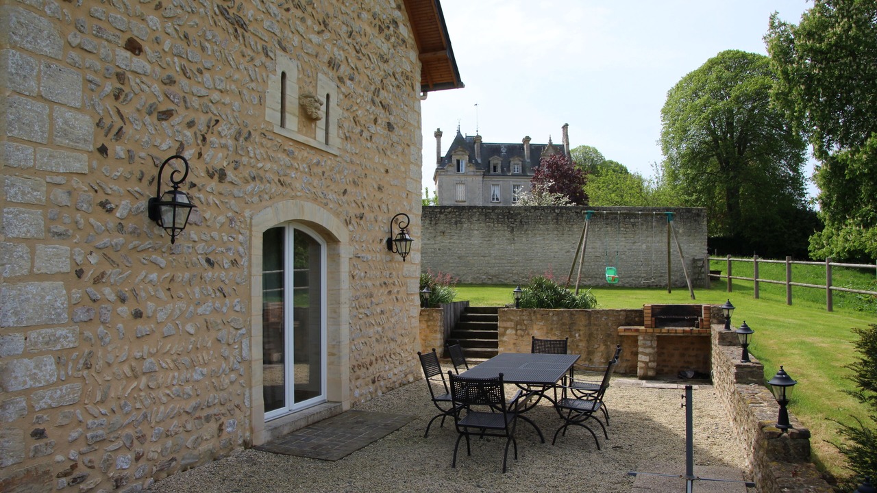 Photo of Outdoor in Mosles