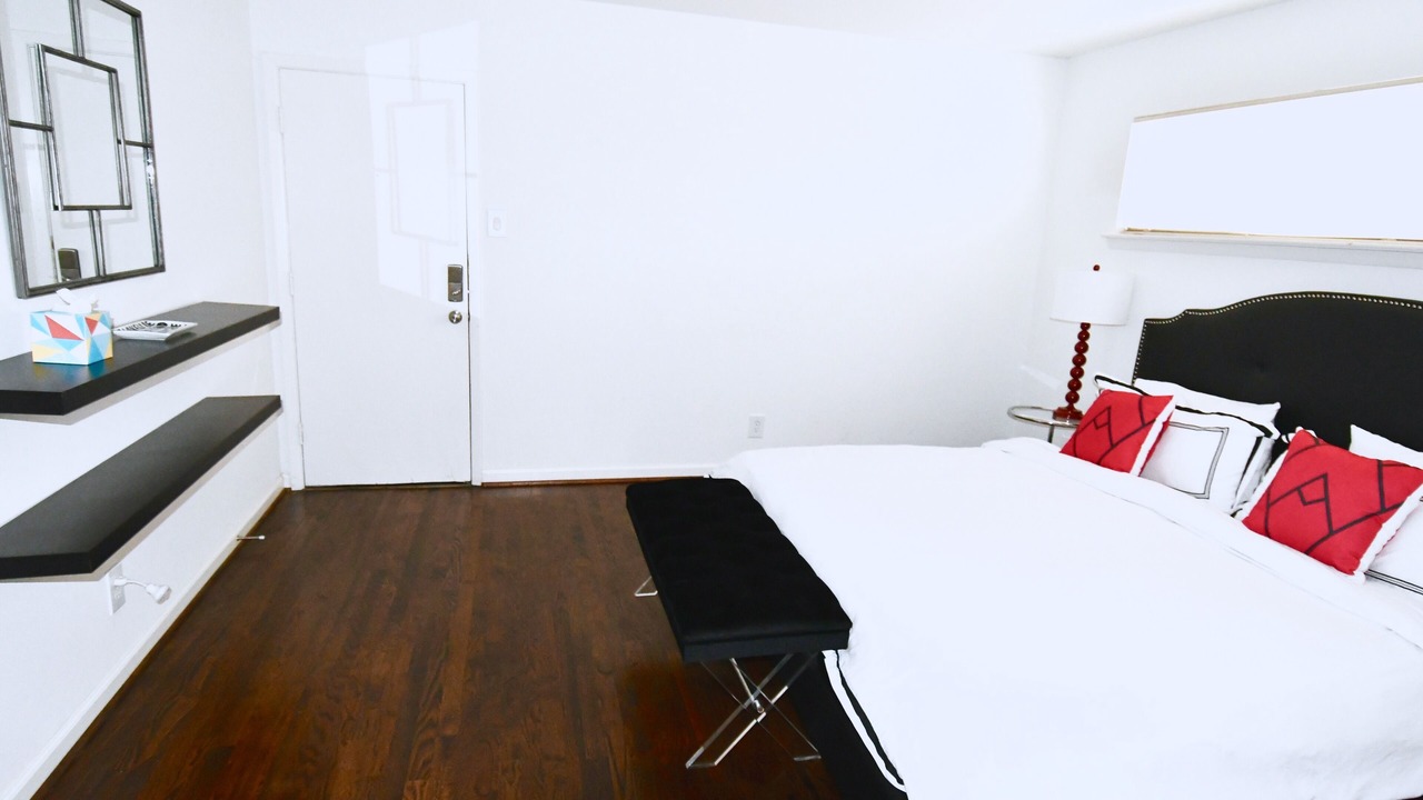 Photo of Bedroom in Oak Lawn