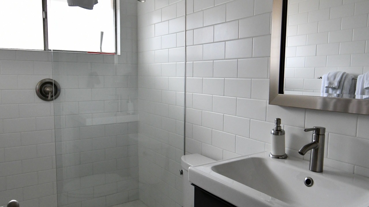 Photo of Bathroom in Oak Lawn