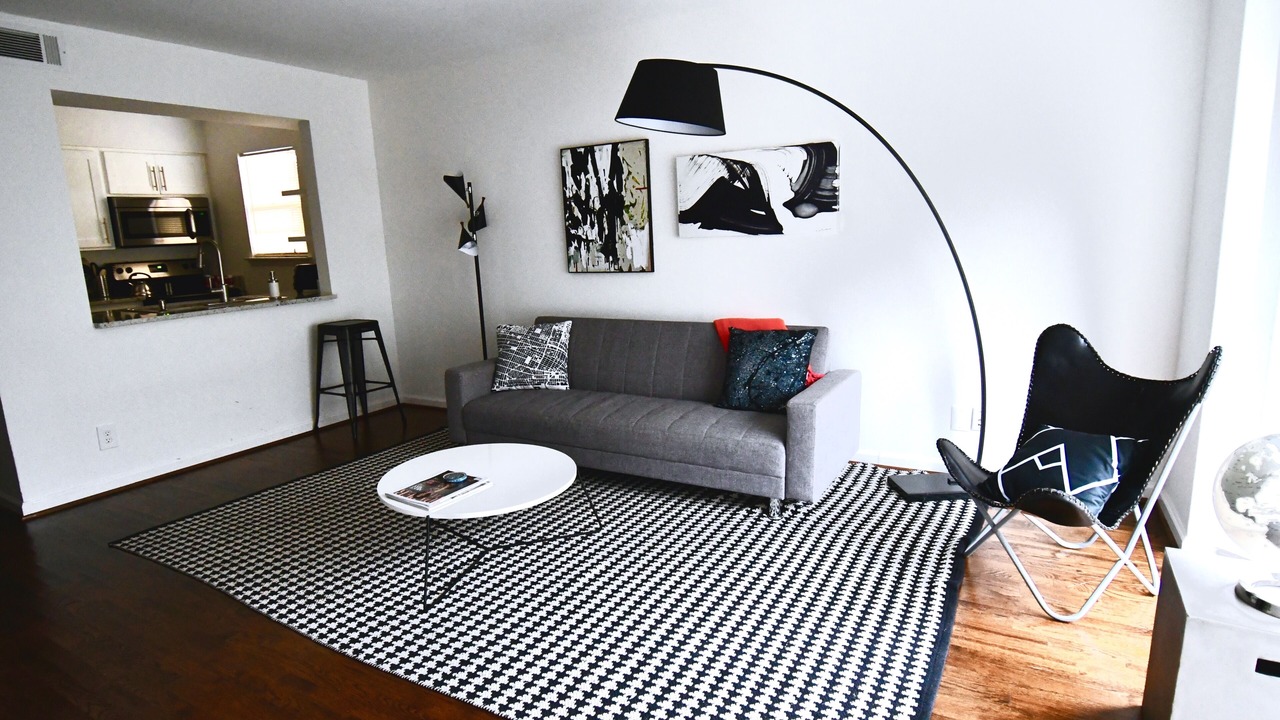 Photo of Livingroom in Oak Lawn