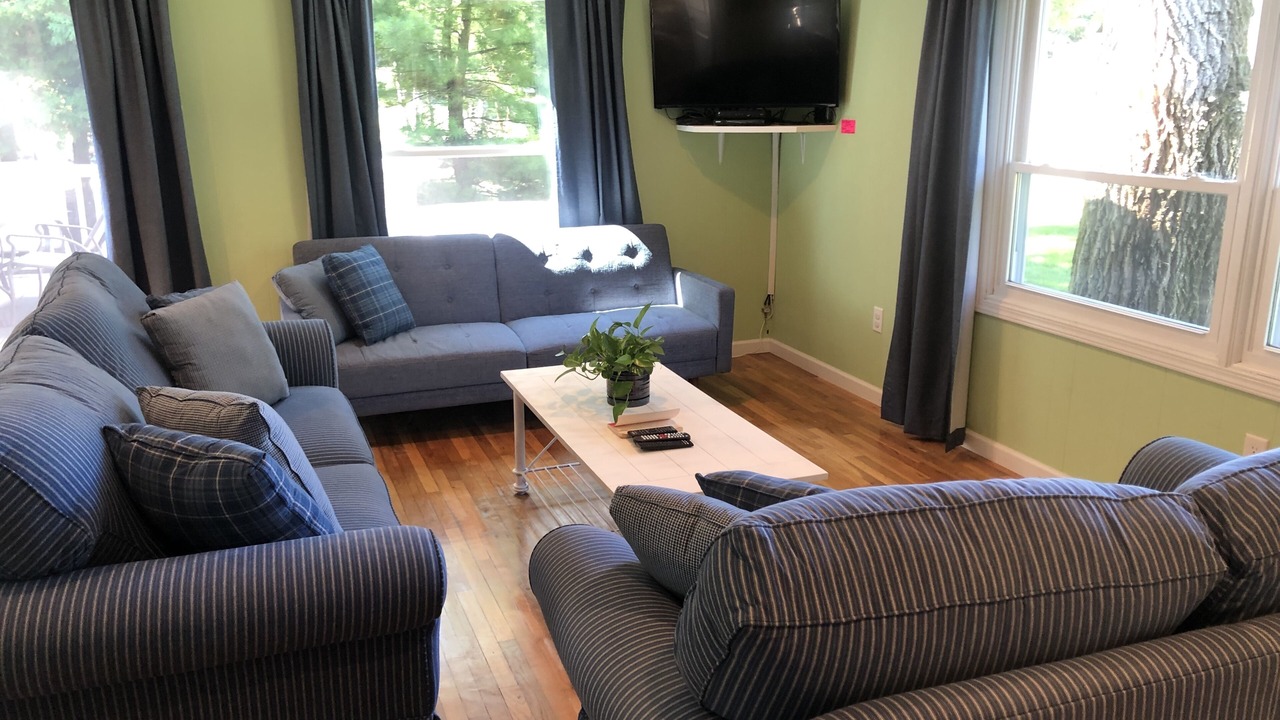 Photo of Livingroom in Silver Lake