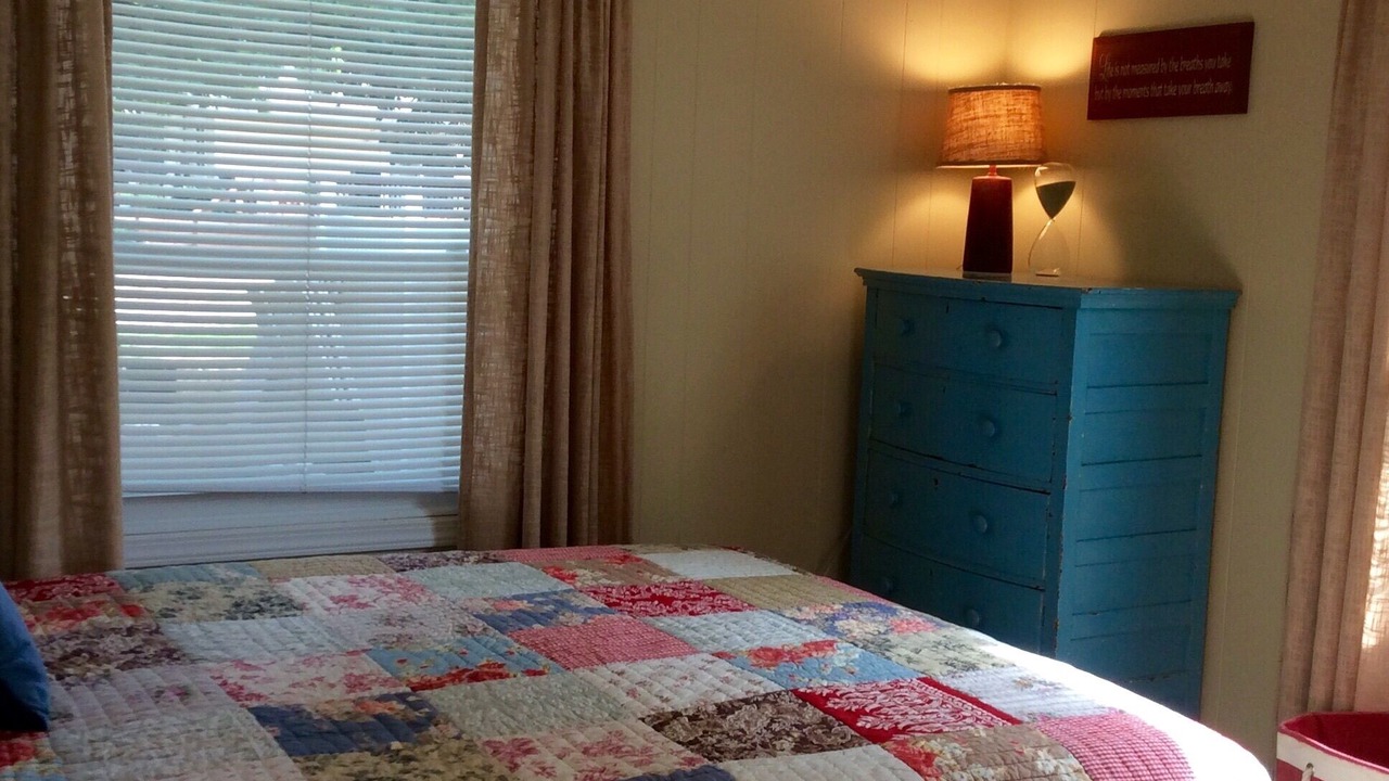 Photo of Bedroom in Silver Lake