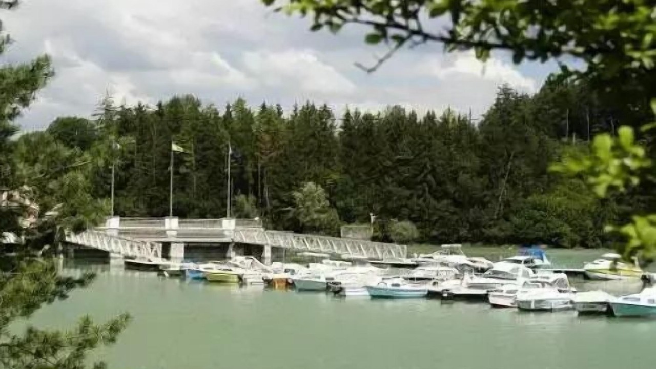 Photo of Others in Pont-de-Poitte