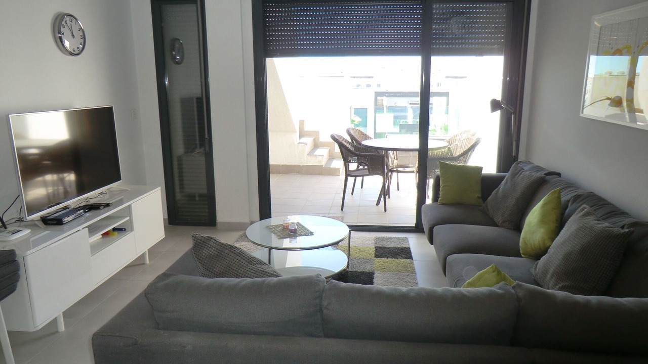 Photo of Livingroom in Los Altos