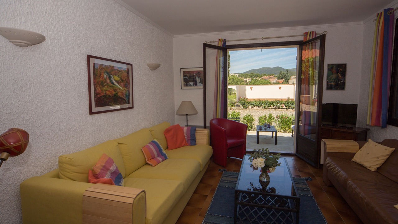 Photo of Livingroom in Prades-sur-Vernazobre