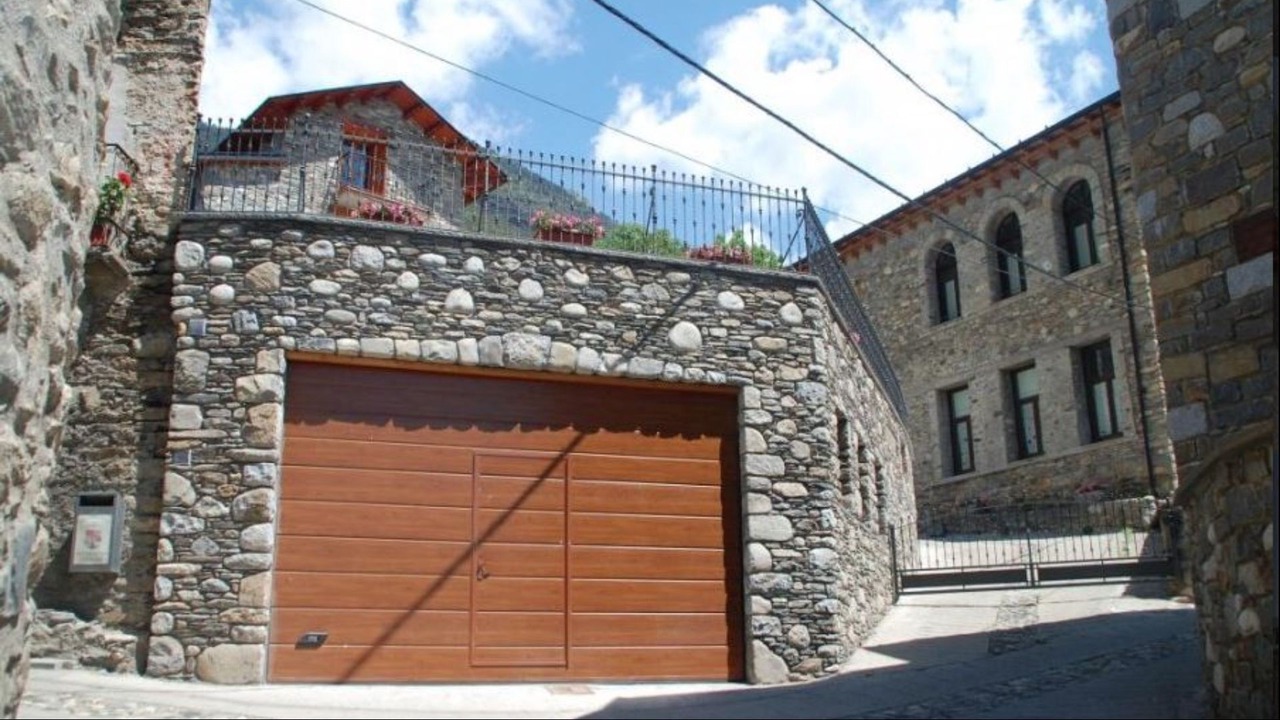 Photo of Outdoor in Sahun