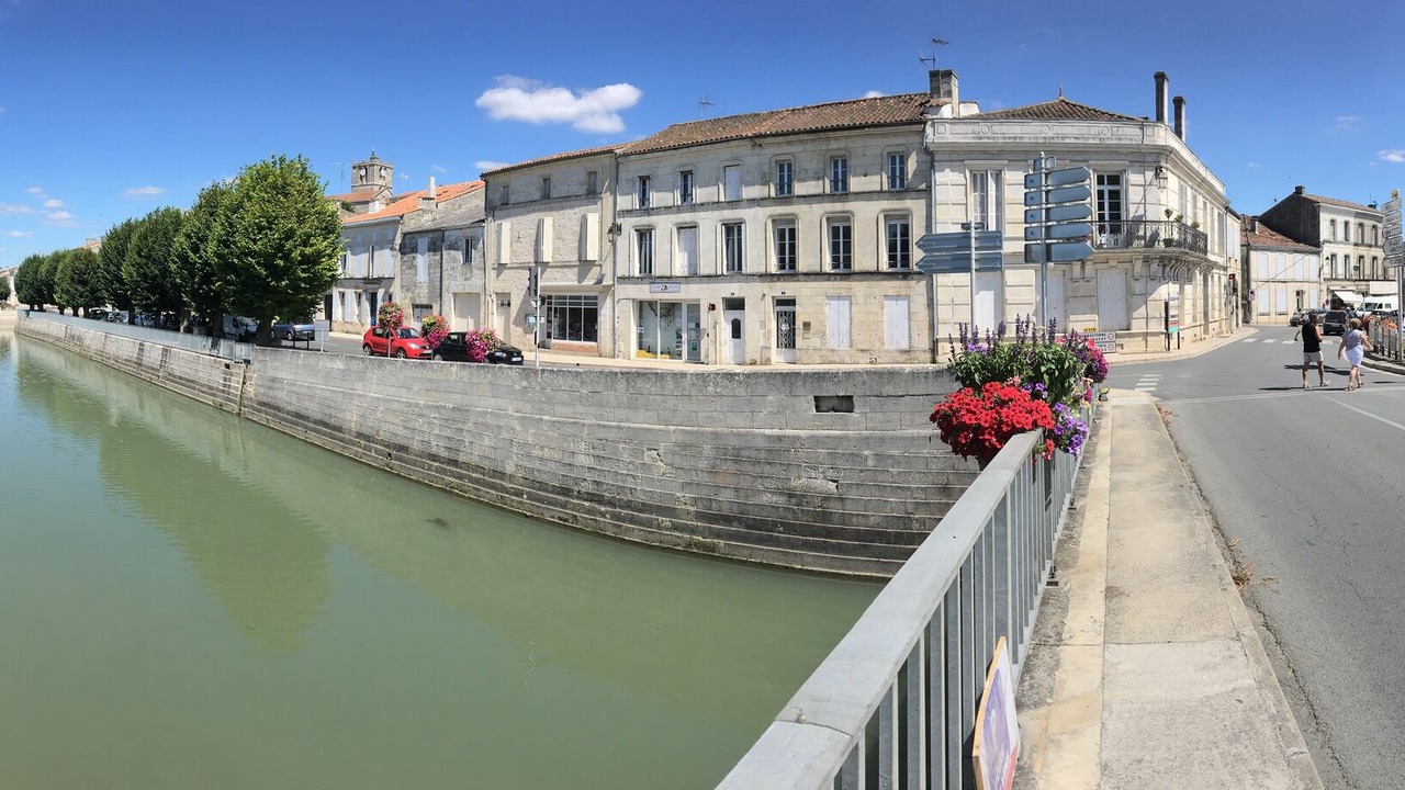 Photo of Others in Lozay