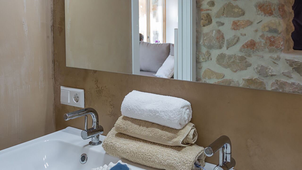 Photo of Bathroom in Jalon