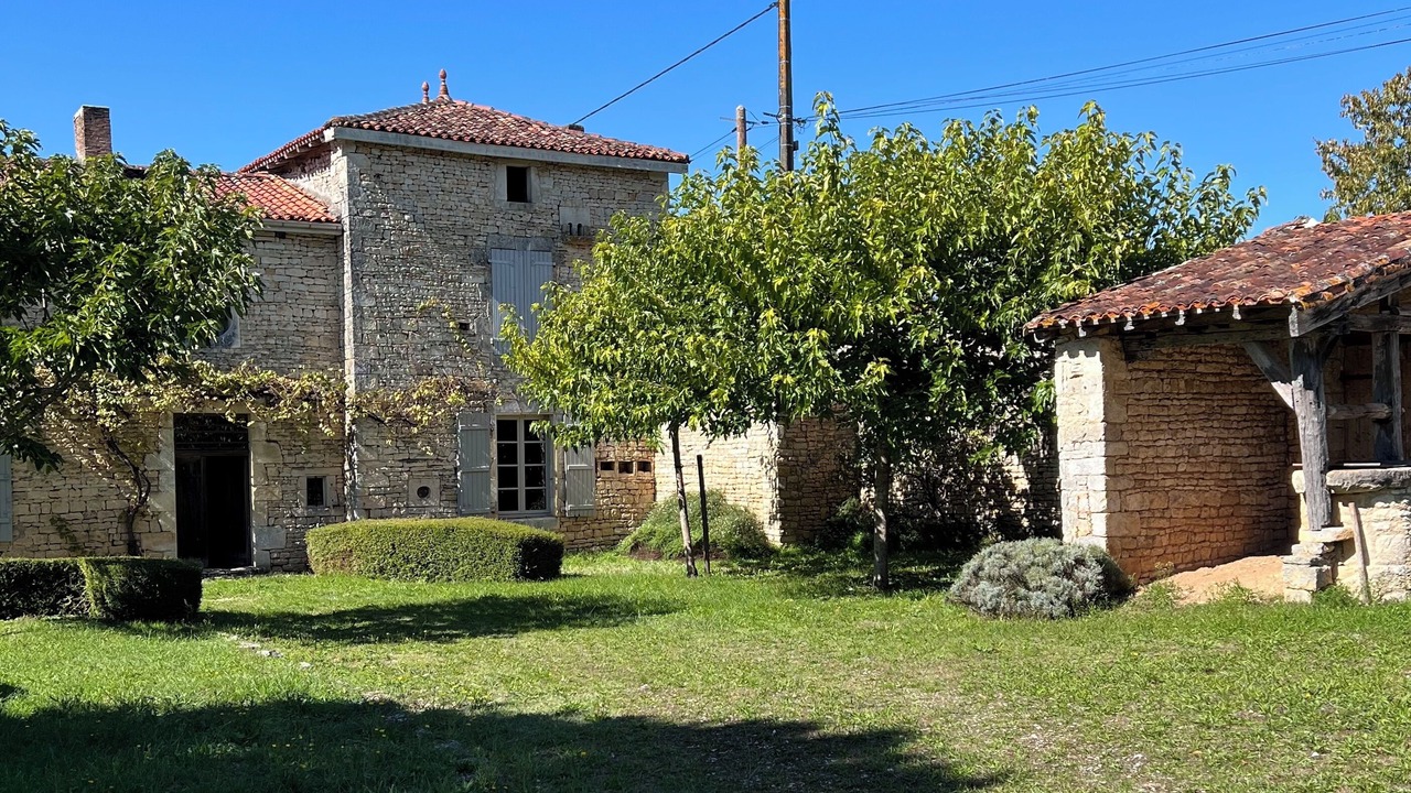 Photo of Outdoor in Aunac-sur-Charente