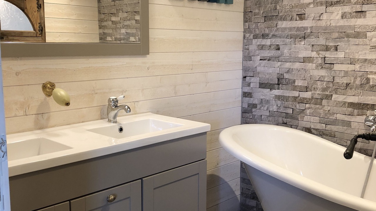 Photo of Bathroom in Rabastens