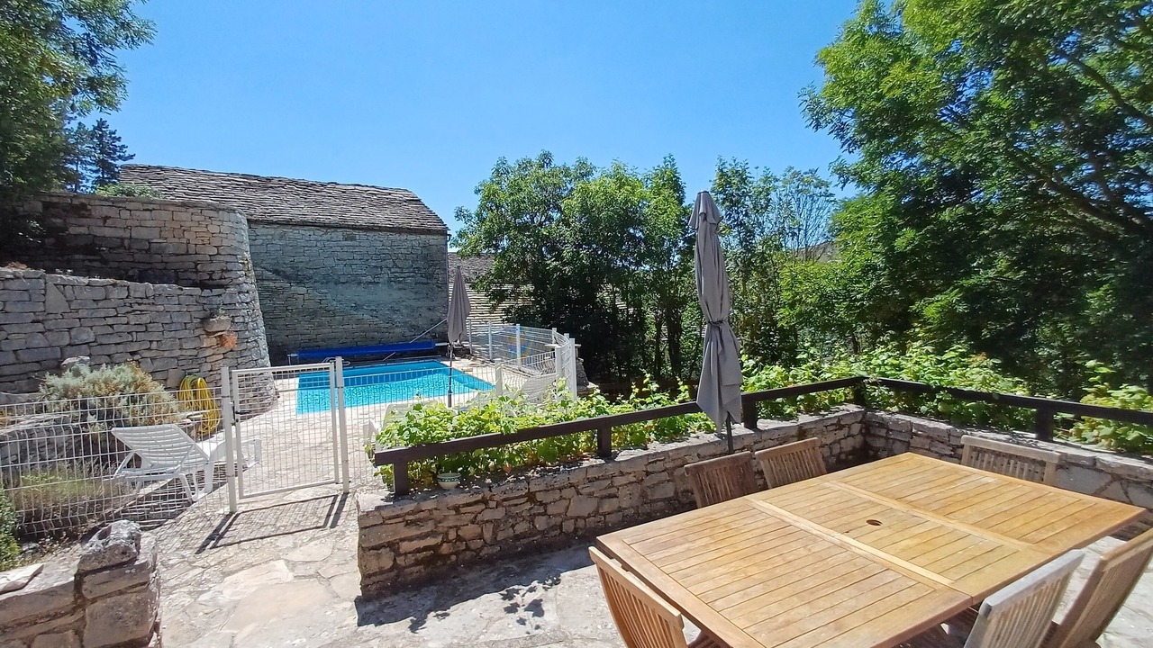 Photo of Outdoor in Hures-la-Parade