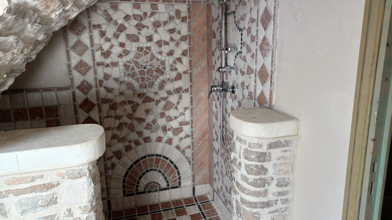 Photo of Bathroom in Hures-la-Parade
