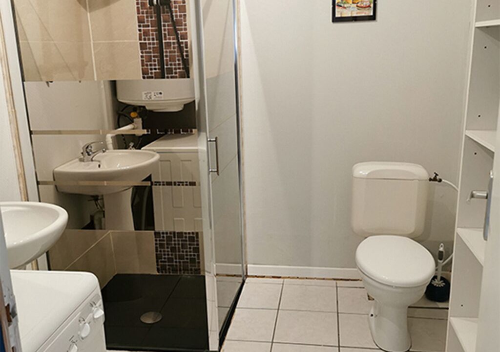 Photo of Bathroom in Cancale