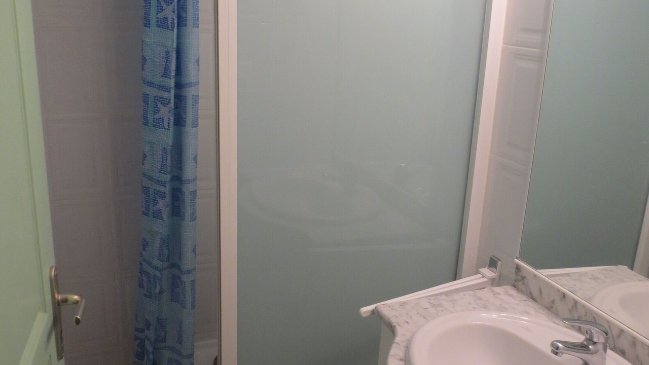 Photo of Bathroom in Banyuls-sur-Mer