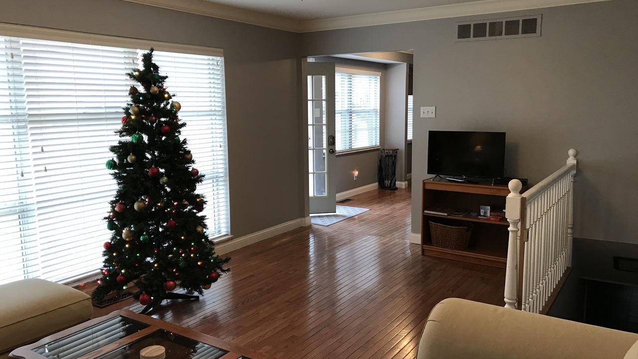 Photo of Bedroom in Des Peres