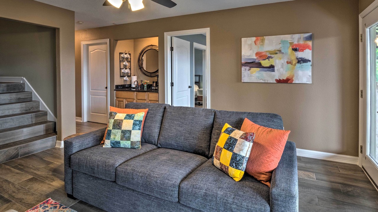 Photo of Livingroom in Leander