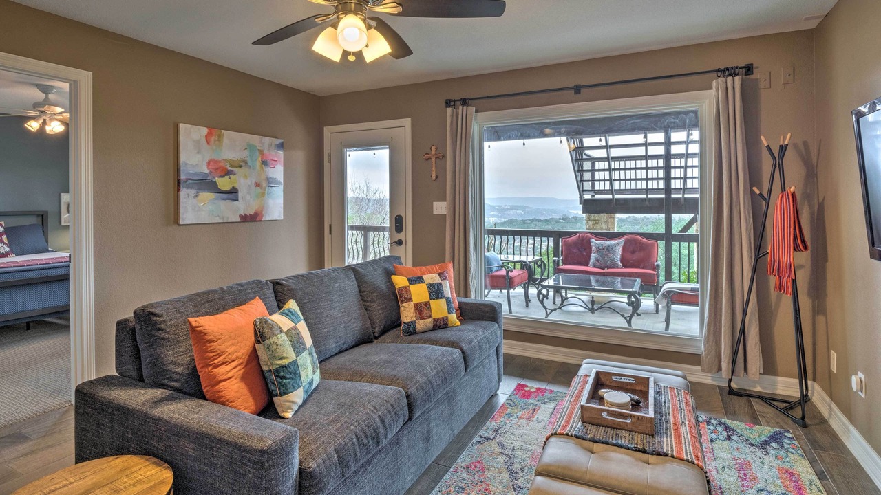 Photo of Livingroom in Leander