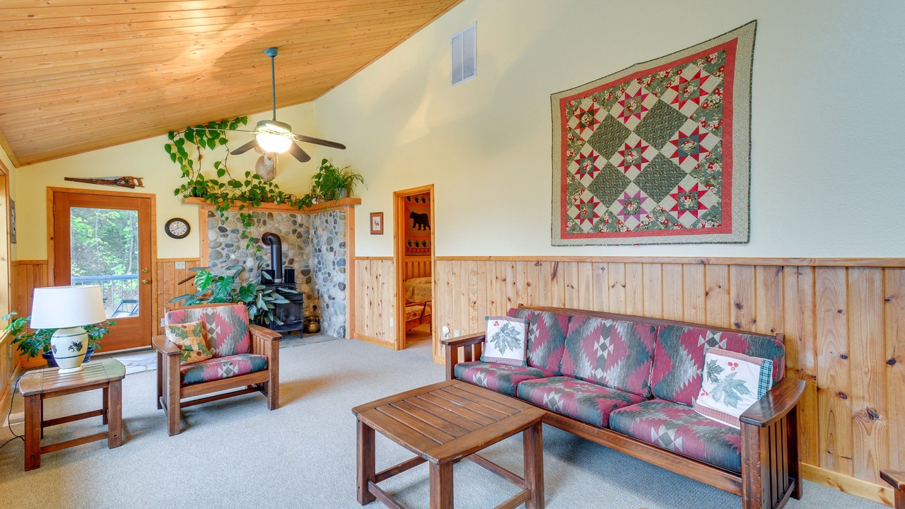 Photo of Livingroom in Matlock